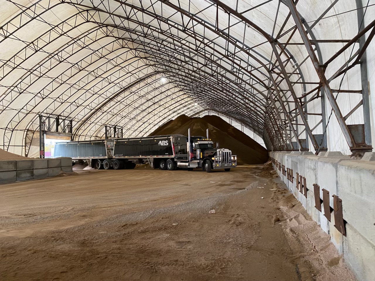 Warehouse Service and Distribution
